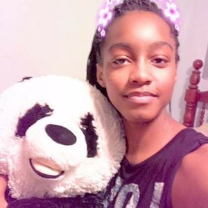 Meet your Posher, Kaya