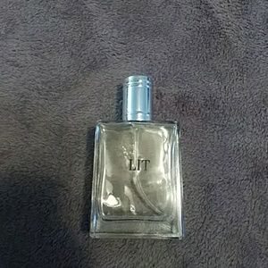 Mens colone. "Lit"