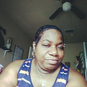 Meet your Posher, Charmaine