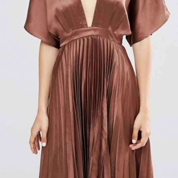 Pleated Satin Caftan Midi Dress - Picture 2 of 4