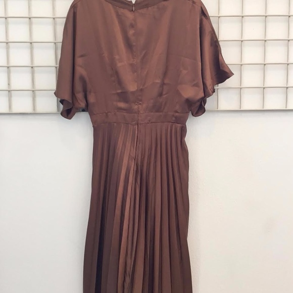 Pleated Satin Caftan Midi Dress - Picture 4 of 4