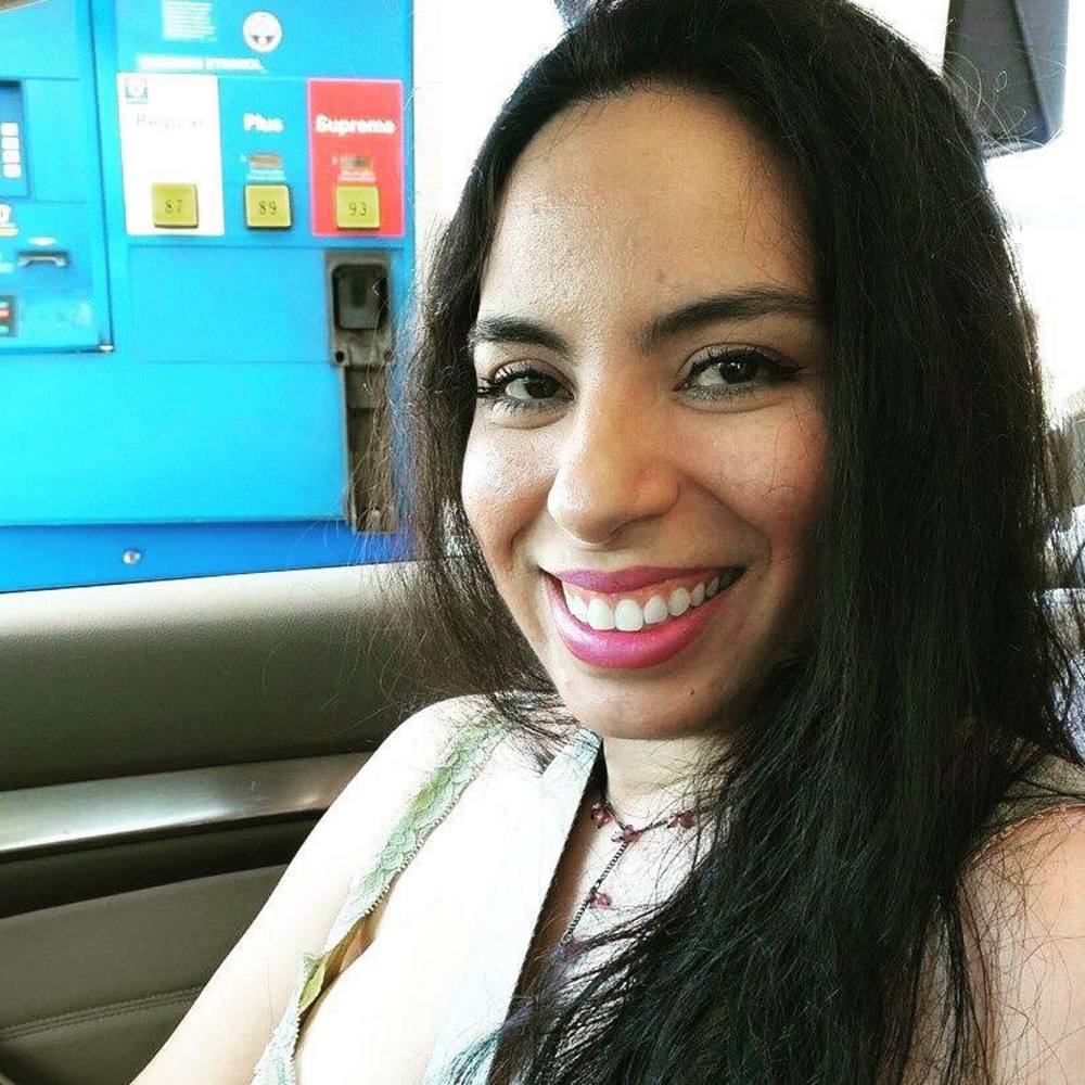 Meet your Posher, Josefina