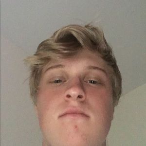 Meet your Posher, Adam