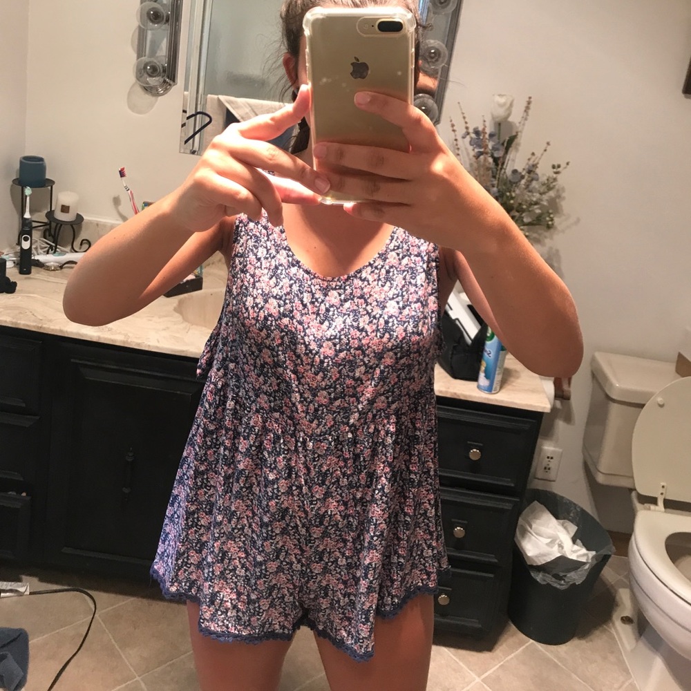 Comfy floral romper