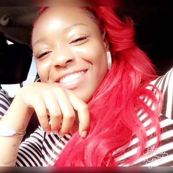 Meet your Posher, Kella - Picture 1 of 1