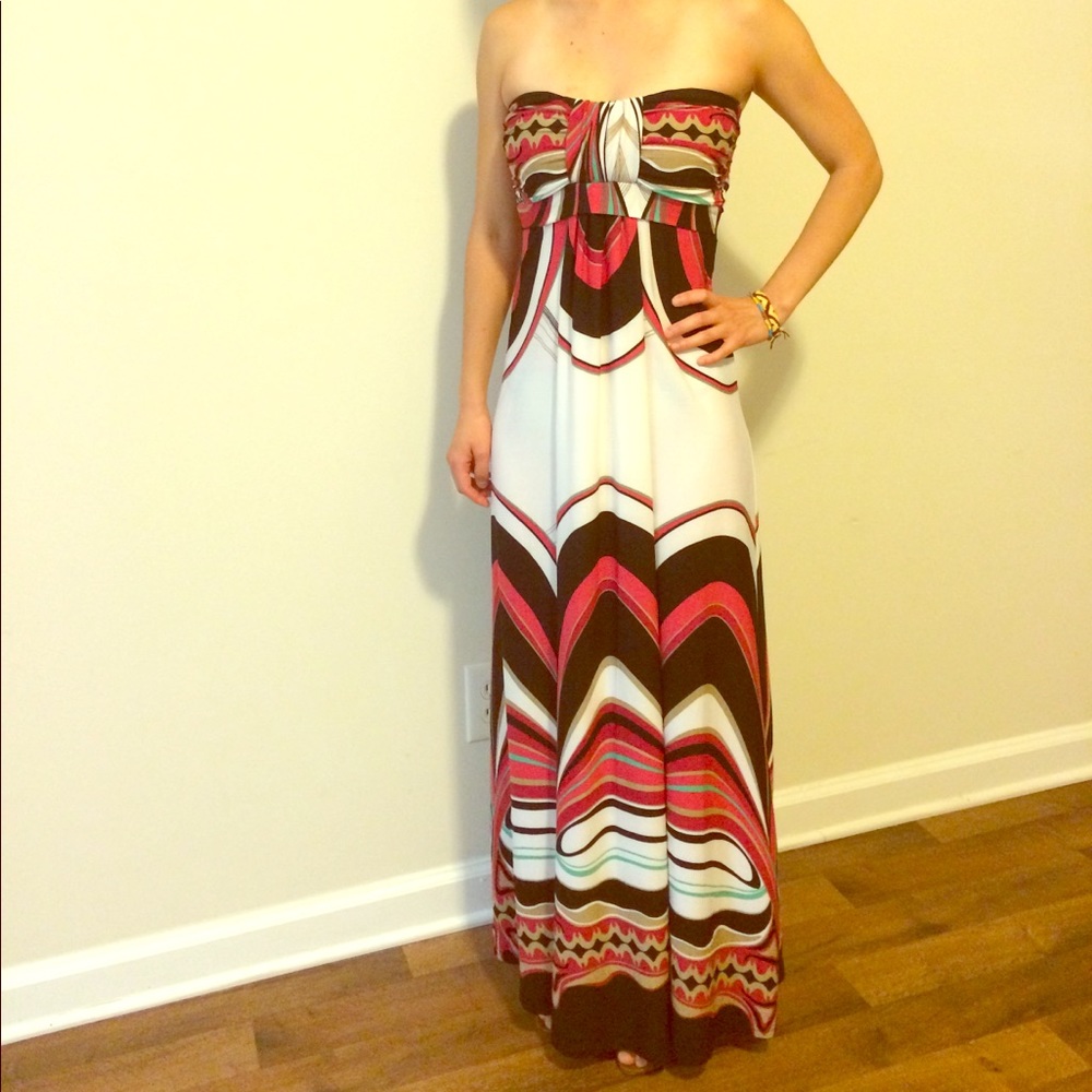Maxi dress size small