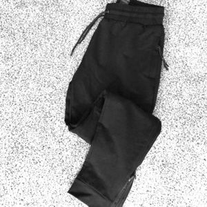 !!!BRAND NEW!!! Alphalete Joggers