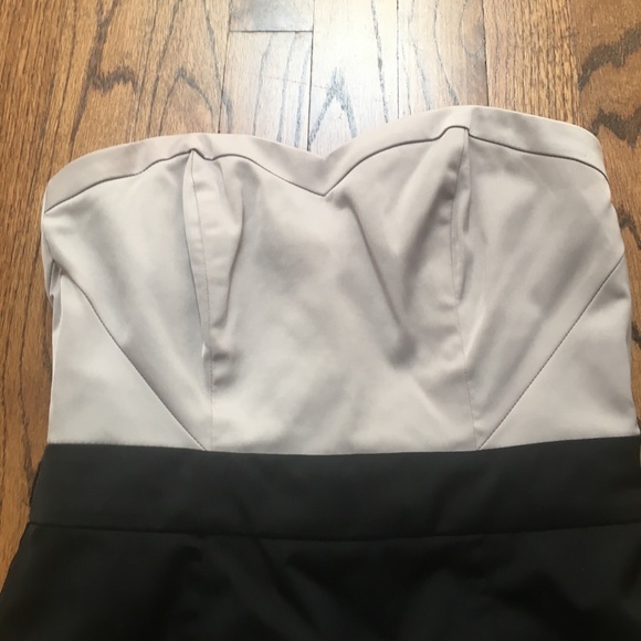 Cream and black cocktail dress. - Picture 4 of 5