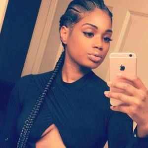 Meet your Posher, Karima