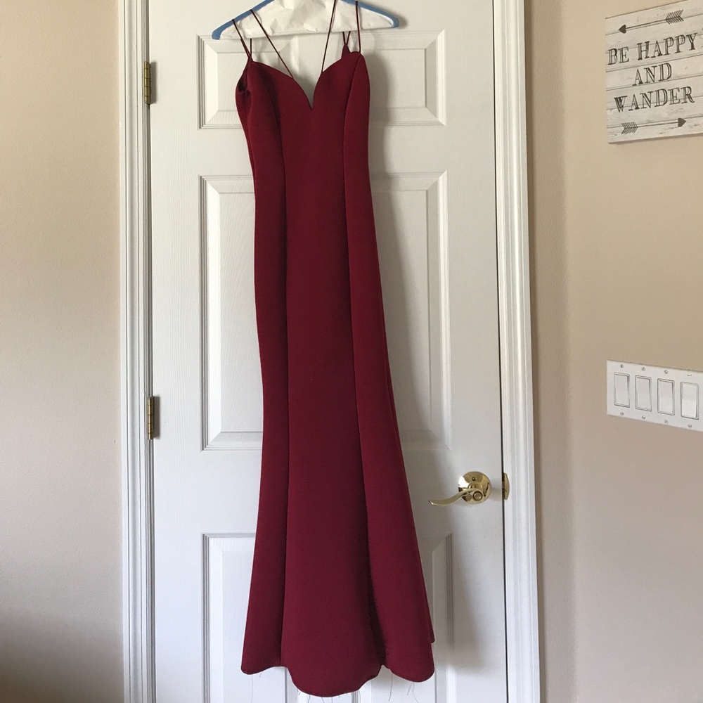 Slim fitting prom dress