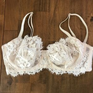 Victoria's Secret unlined lace 32ddd 32f bra
