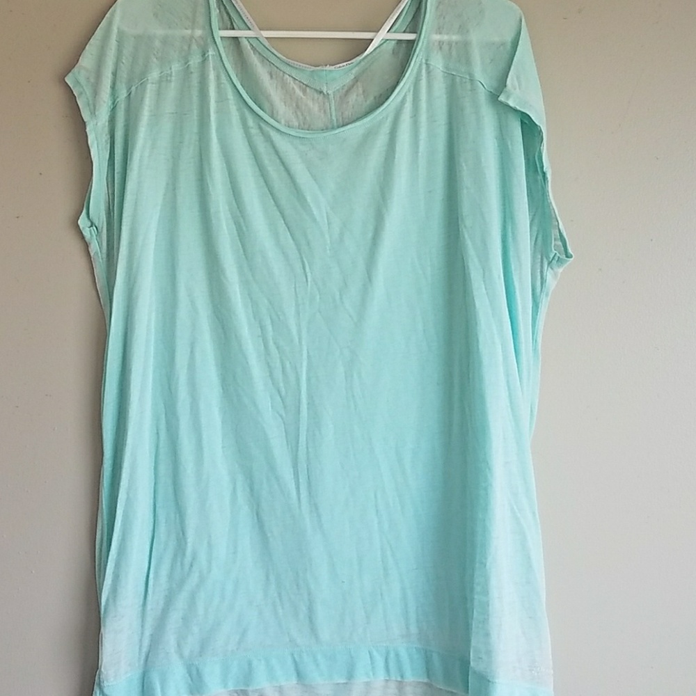 Light weight cotton work out top!