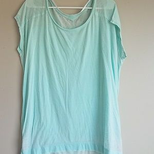 Light weight cotton work out top!