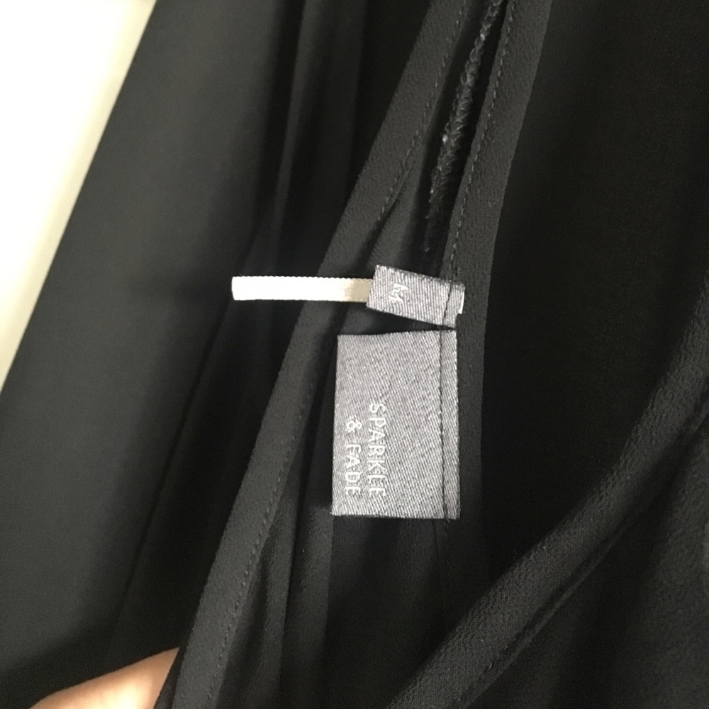 BLACK TANKTOP - Picture 4 of 4