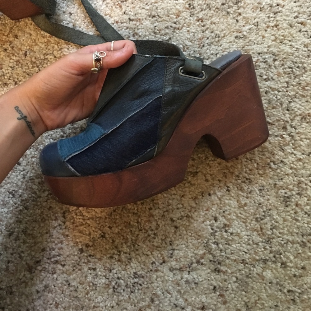 Free People Tie Up Clogs - Picture 2 of 3