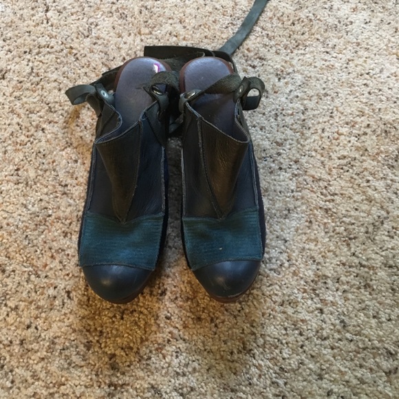 Free People Shoes - Free People Tie Up Clogs