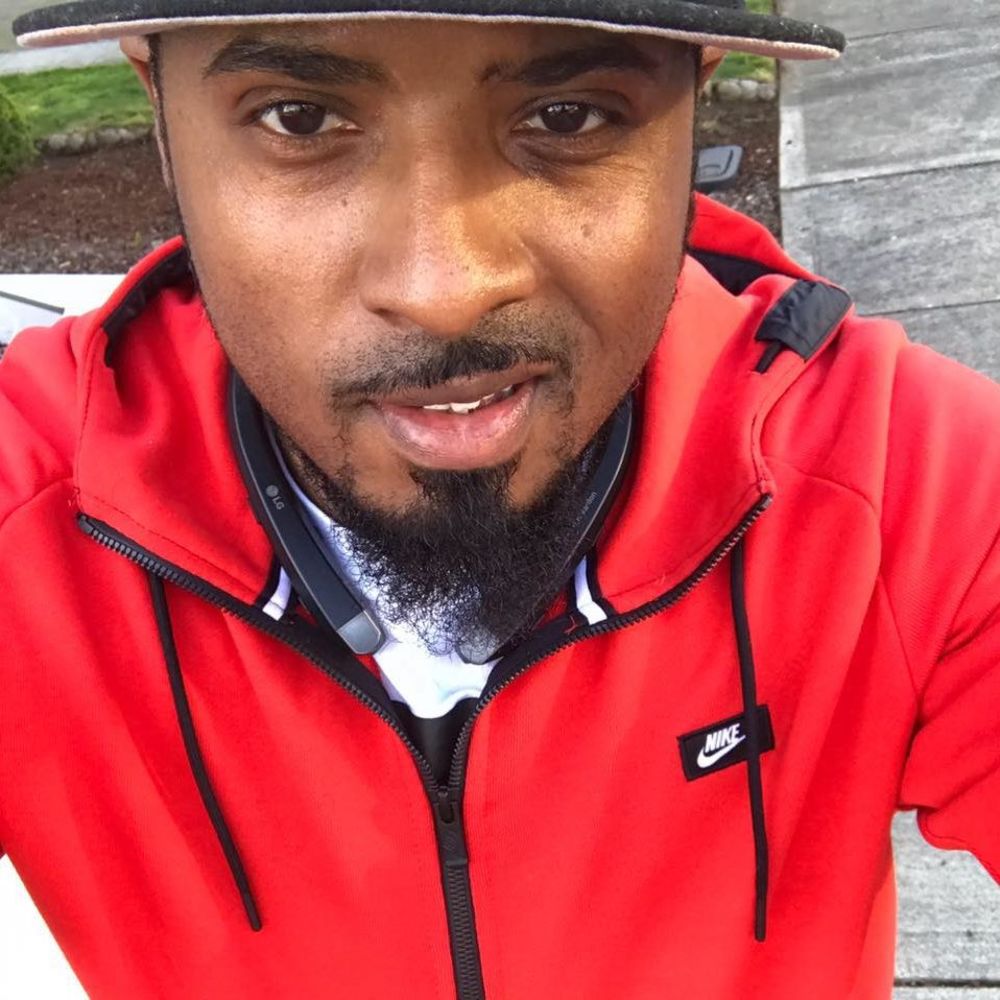 Meet your Posher, Lawrence