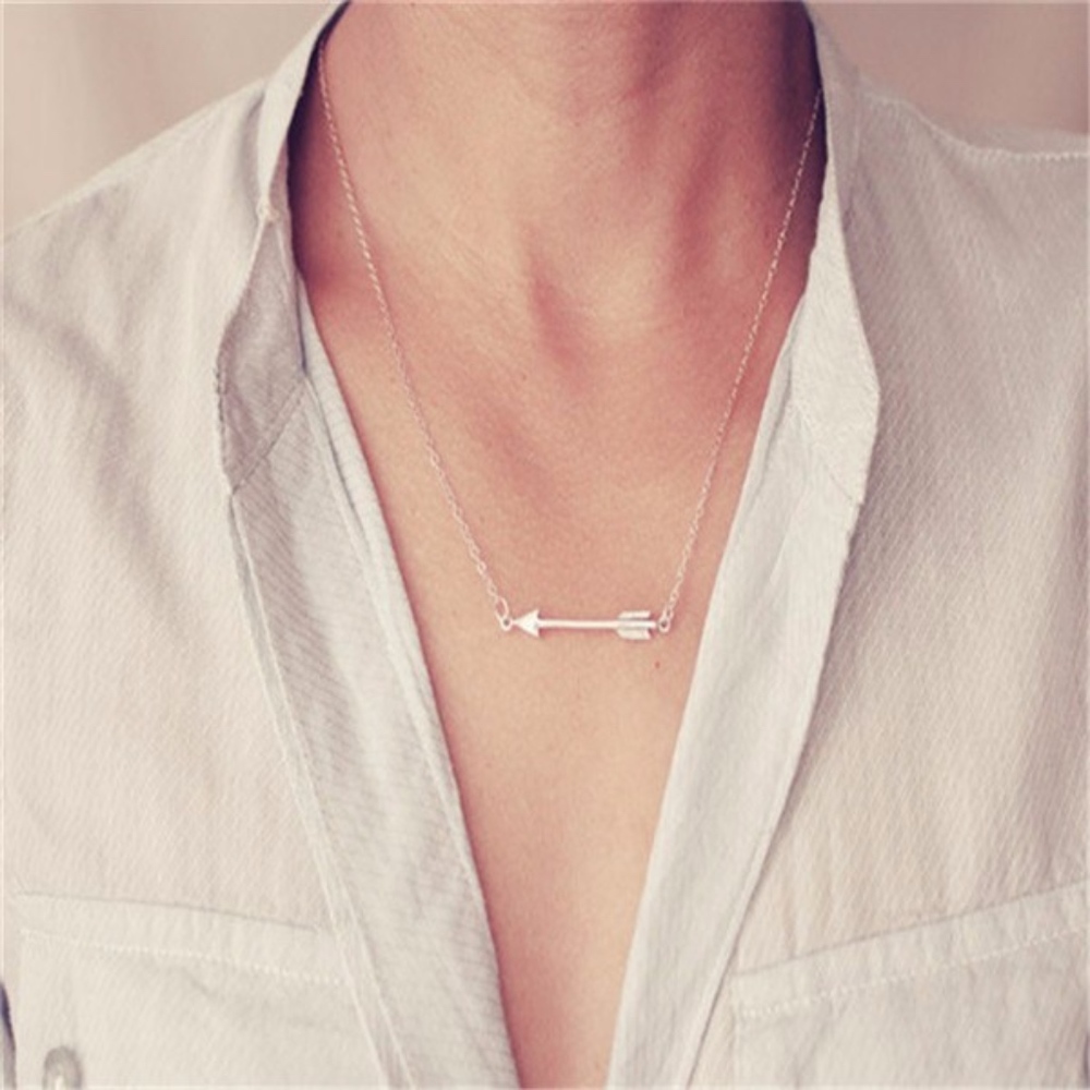 Arrow Dainty Necklace dainty pendant Silver Color - Picture 6 of 6