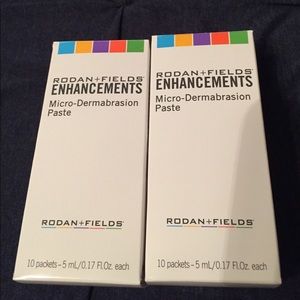 Rodan and Fields Micro Dermabrasion Paste.