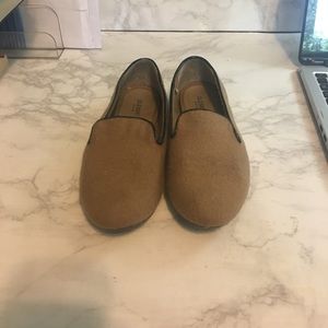 Old Navy Loafers (Women 7)