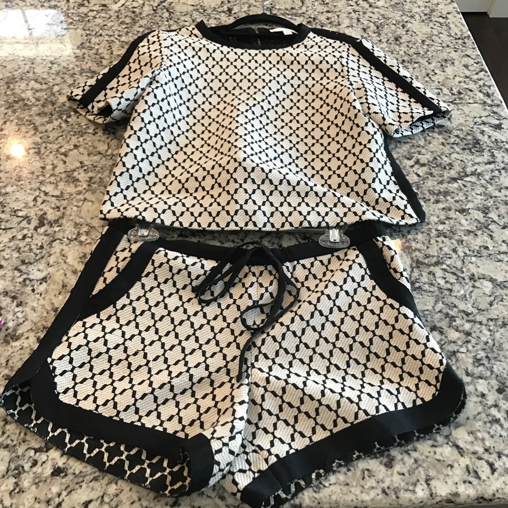 Cute black and white set!