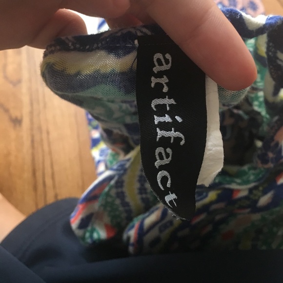 Form fitted halter top maxi dress - Picture 4 of 4