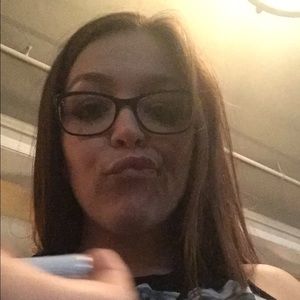 Meet your Posher, Catherine