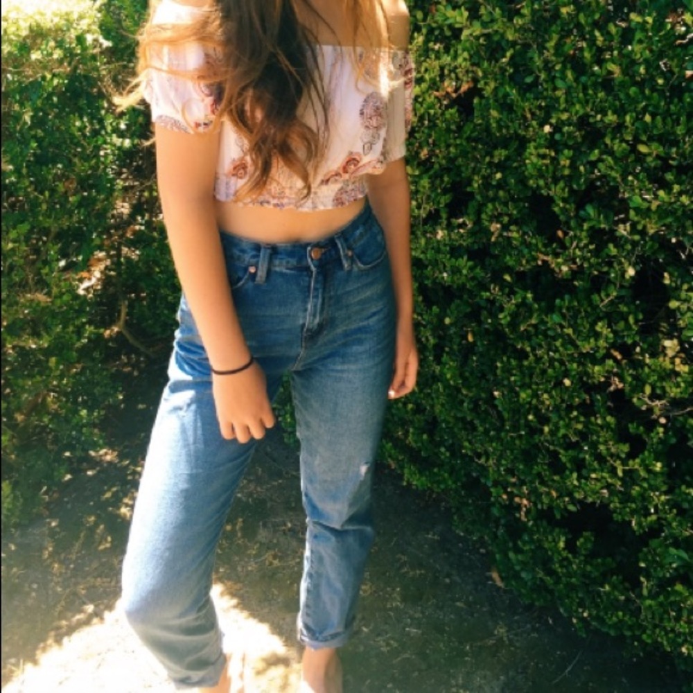 Distressed Mom Jeans - Picture 3 of 3