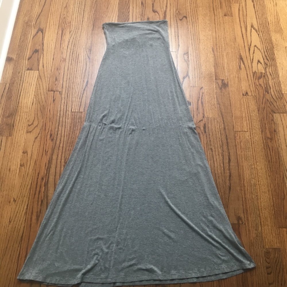 Can be worn as a maxi skirt or dress!