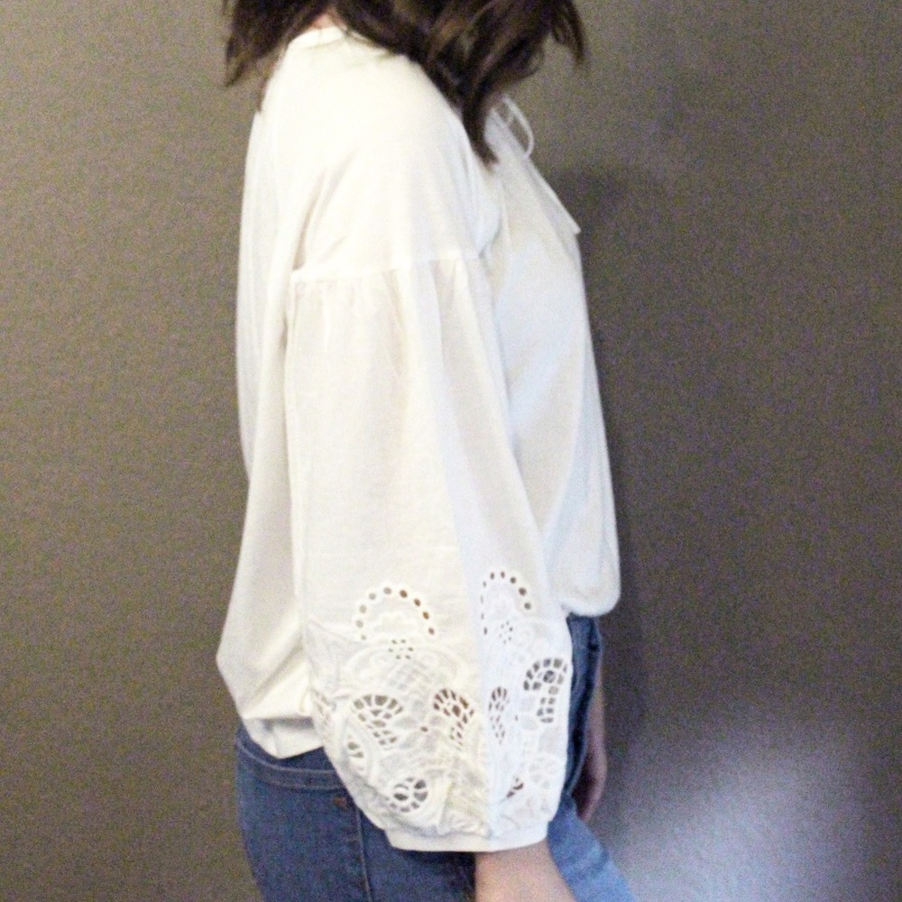 Embroidered boho sleeve blouse flowy