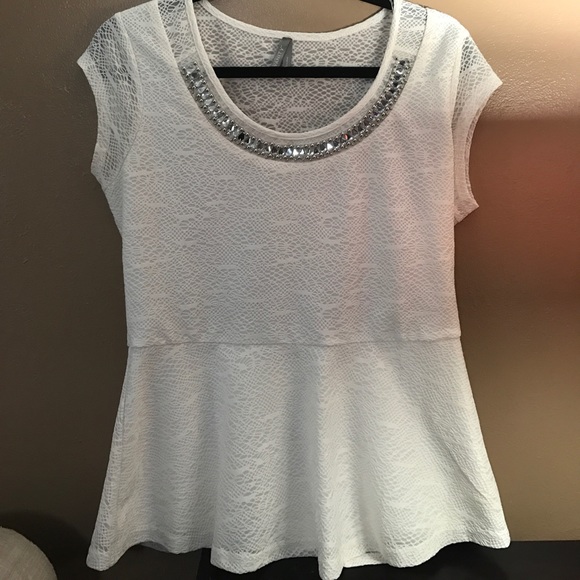 Vanity Peplum Top - Picture 1 of 3