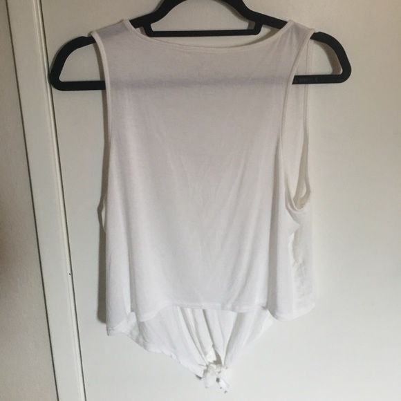 American Eagle tie up flows top - Picture 2 of 2