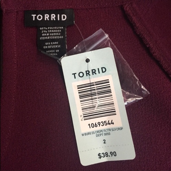 {2X} Torrid Burgundy Crop Top - Picture 4 of 5