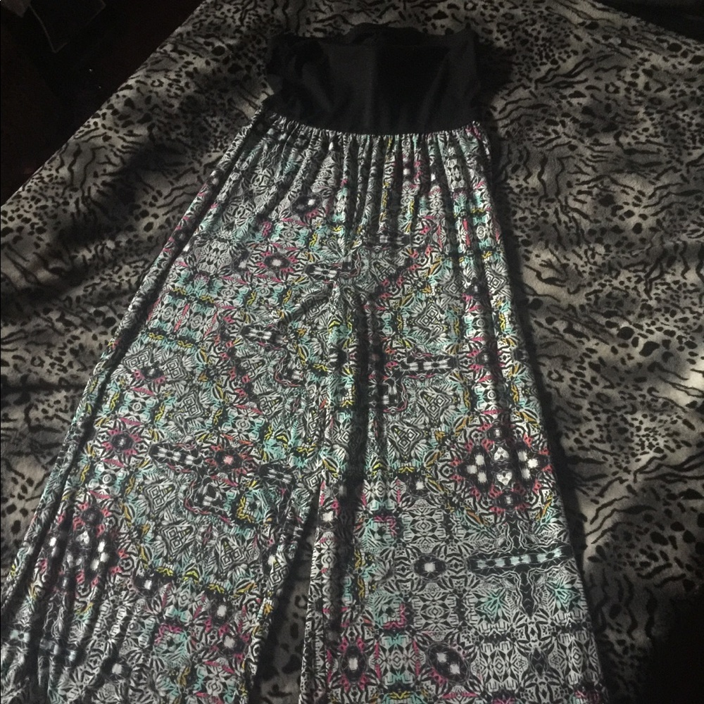 *HOLD*Strapless romper