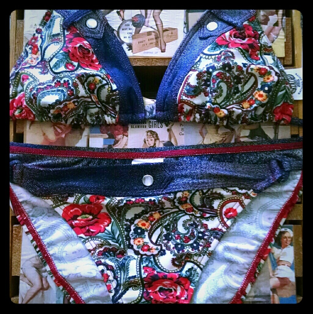 Lucky Brand Paisley bikini Medium