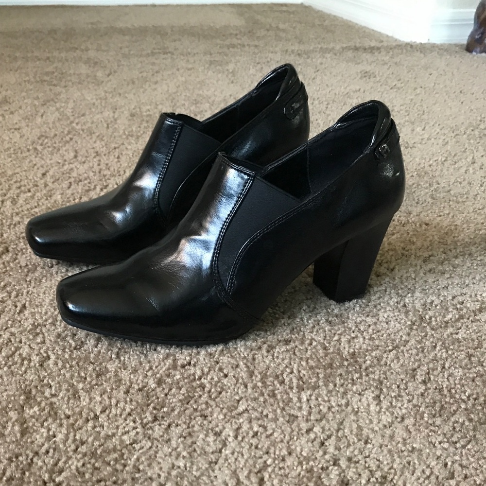 Etienne Aigner black ankle boots
