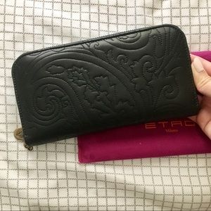 NWT Etro Ziparound Continental Wallet