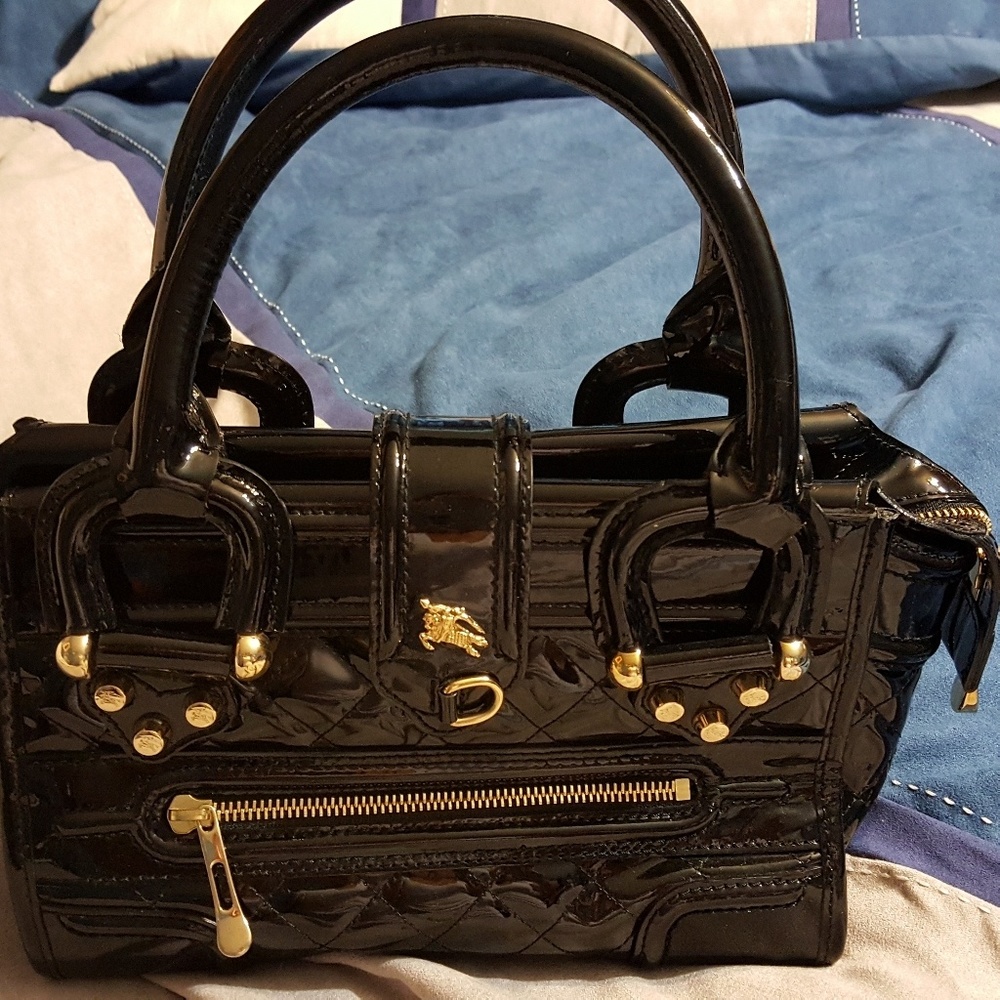 Authentic Burberry purse.