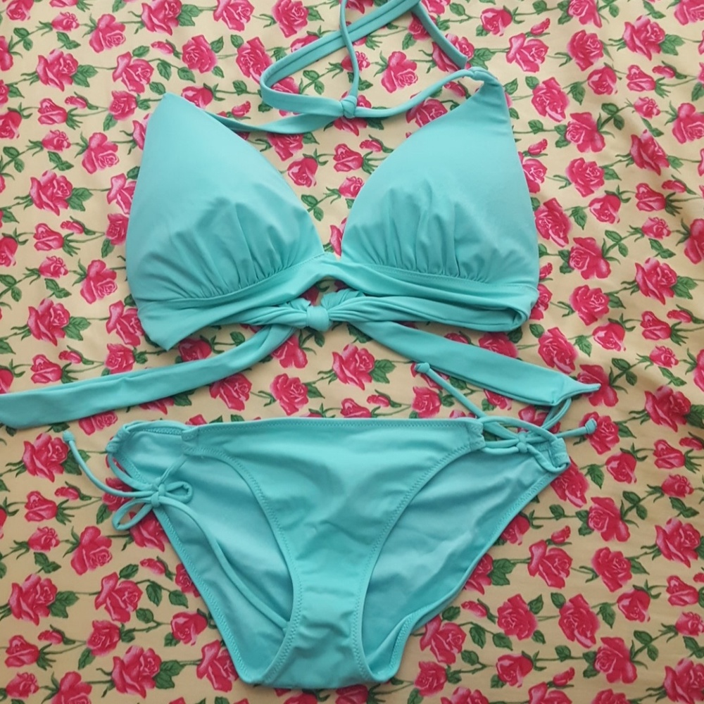 VS Turquoise swimsuit