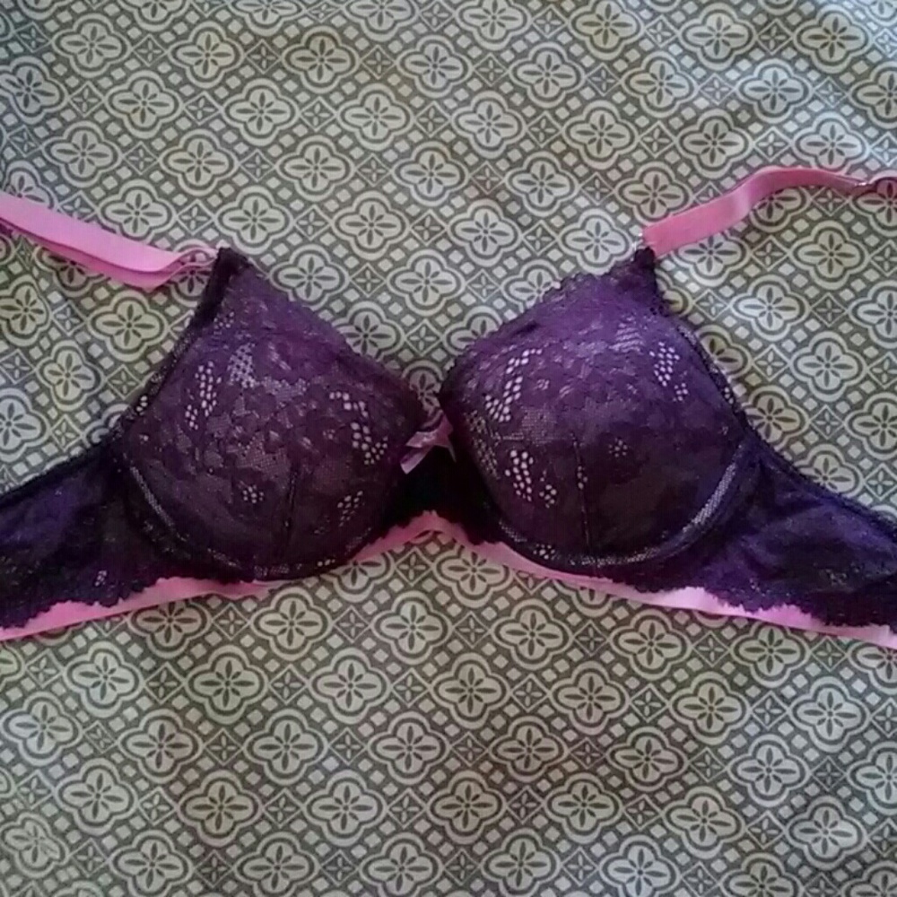💲⬇VS purple lace bra FINAL PRICE