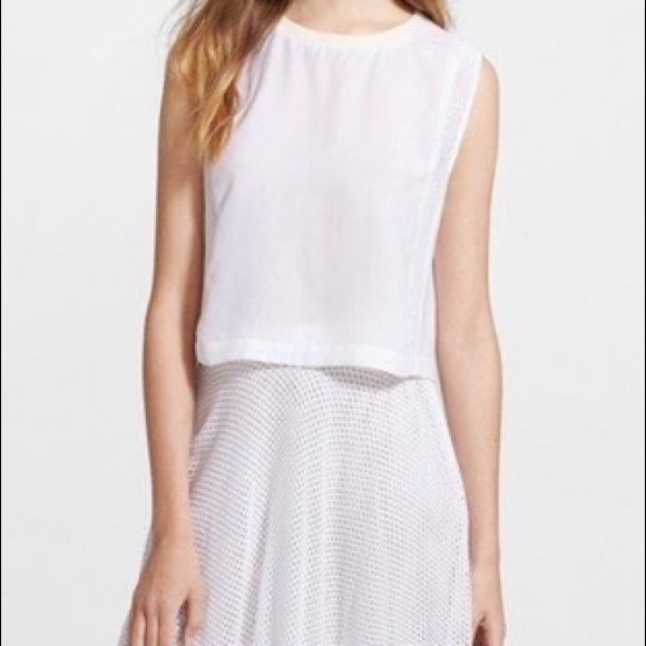 Rebecca Minkoff 'Oasis' Mesh Panel Crop Top - Picture 3 of 6