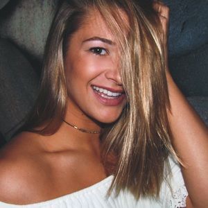 Meet your Posher, Sydnie