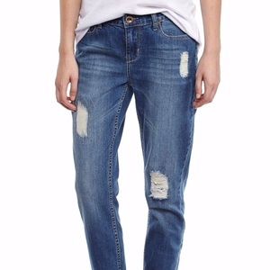 Distressed Boyfriend Jeans