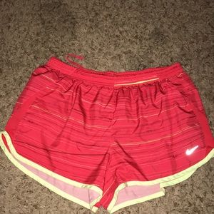 Pink NIKE shorts !