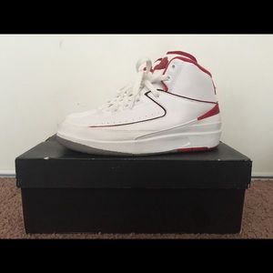 Jordan II's size 7Y