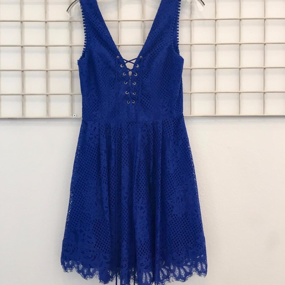 Sleeveless Lace up Dress