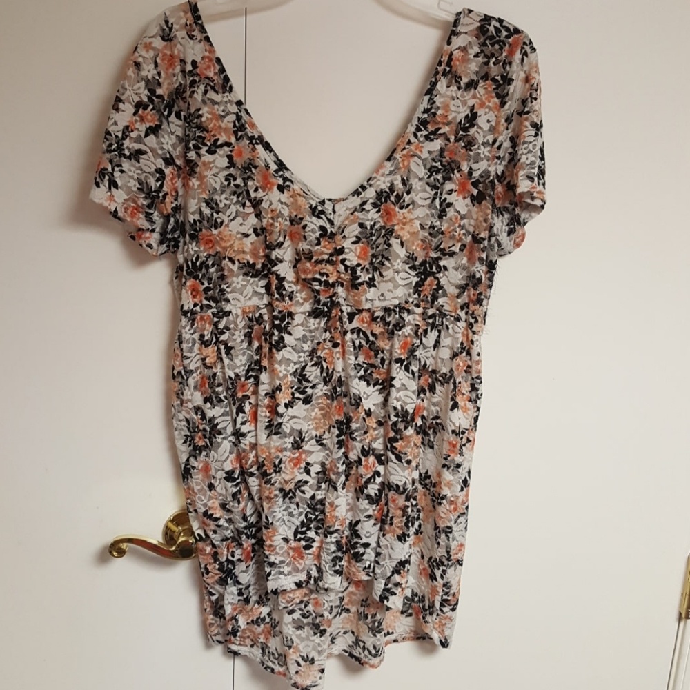 🔴Floral Lace short sleeve shirt