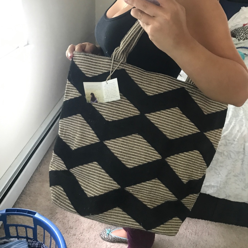 Dasah Tote Bag