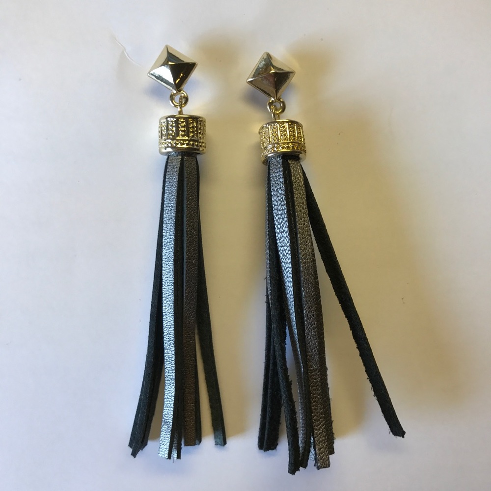 Bauble Bar Leather Tassel Drops