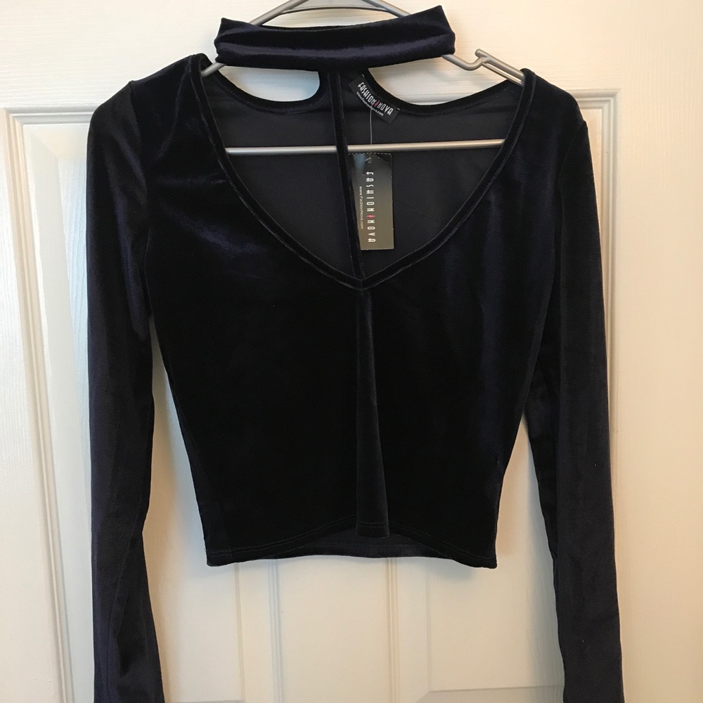 ✨NEW w/tags✨ Fashion Nova navy blue crop top